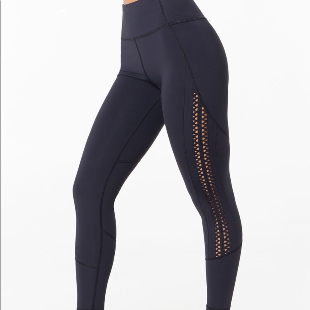 NWT SOUL BY SOULCYCLE
Santa Monica High-Rise Legging Black